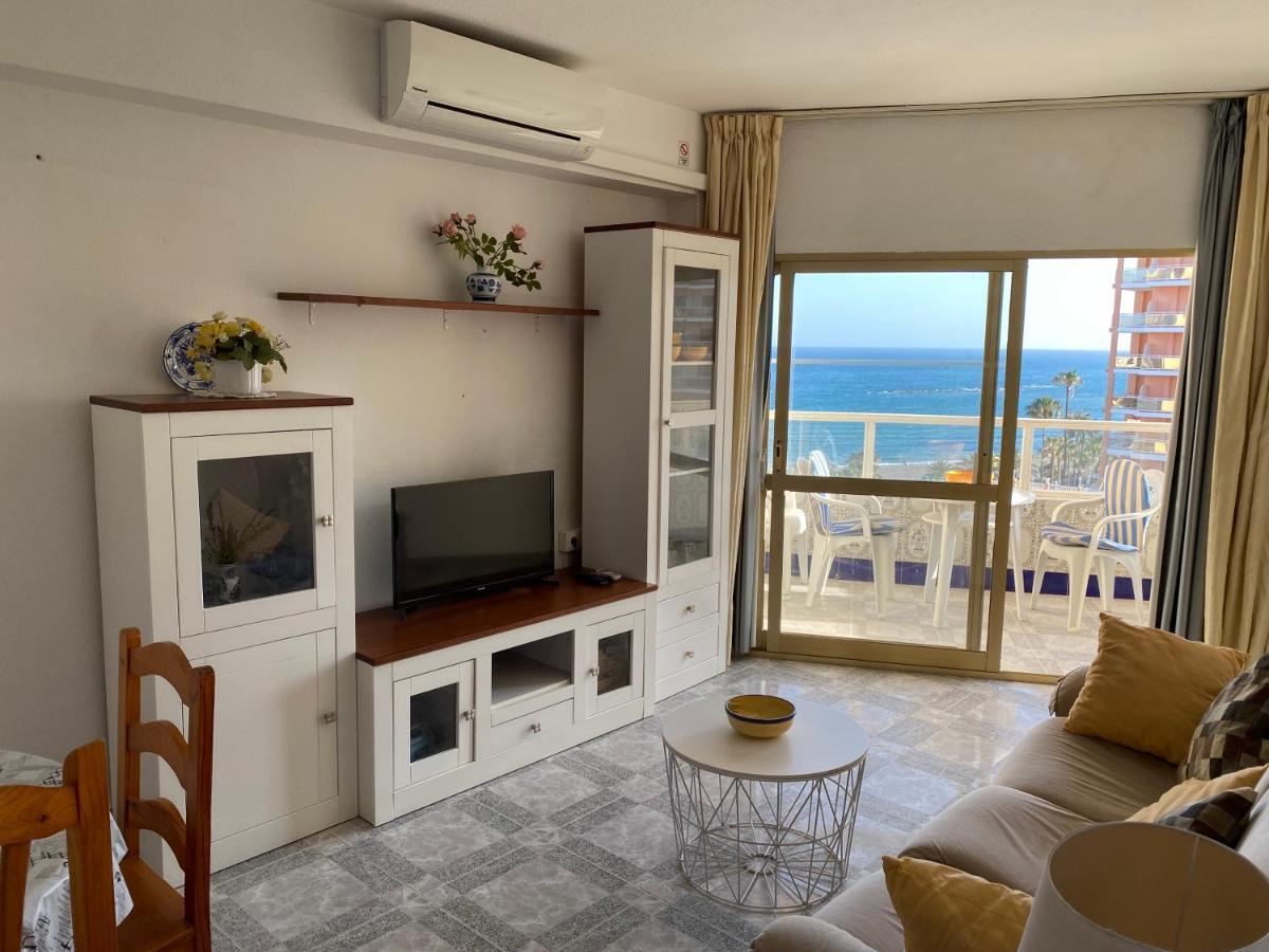 Cozy Apartment With First Line Seaview In Perfect Location, Near The Marina Benalmádena Exteriör bild